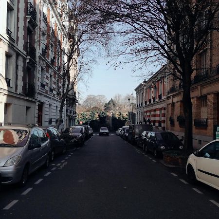 Studio Situe Dans Un Quartier Calme Et Residentiel A Montrouge A Seulement 2 Minutes Du Metro Buitenkant foto
